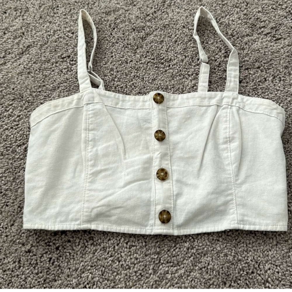 Abercrombie & Fitch Cream Sleeveless Buttoned Crop Tank Top